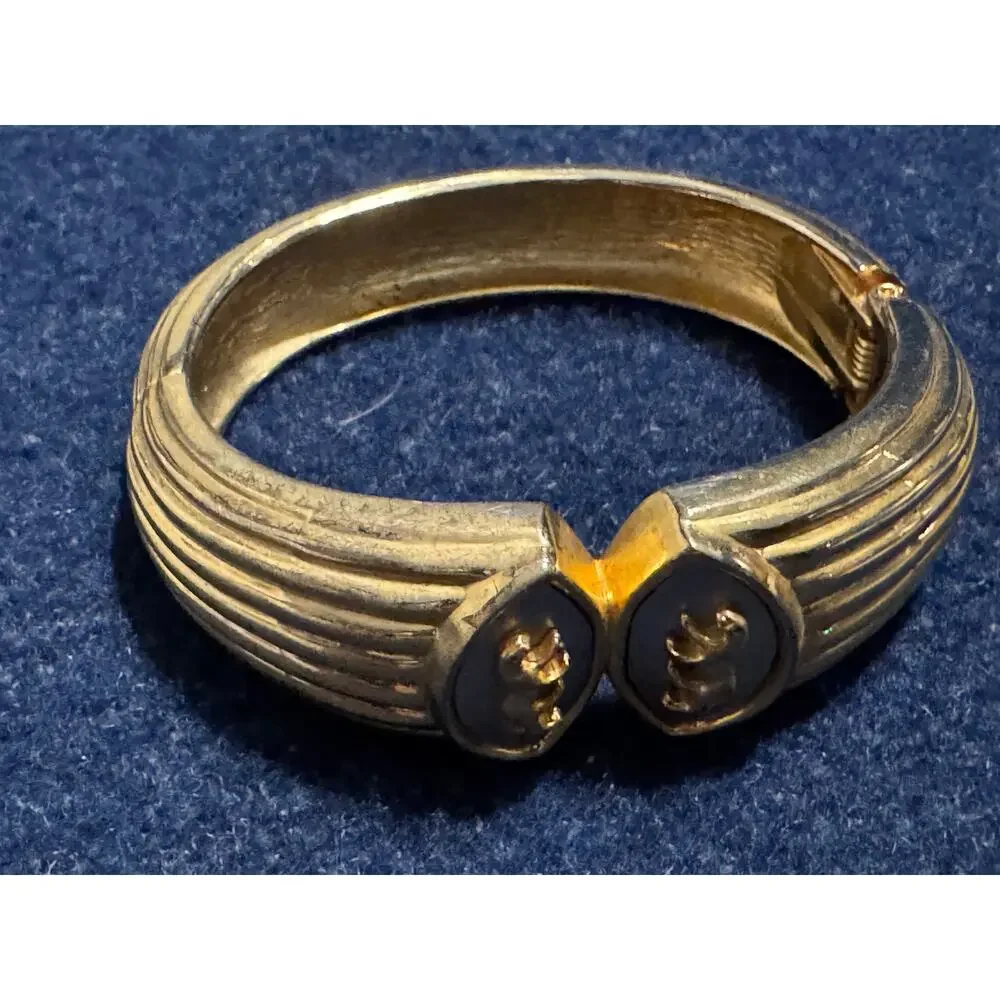 Vintage Gold Tone Hinged Bracelet Panther on Ends 6.75in